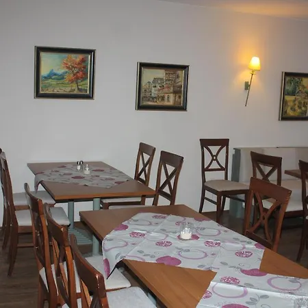 Garni Am Muehlenwoerth Tauberbischofsheim